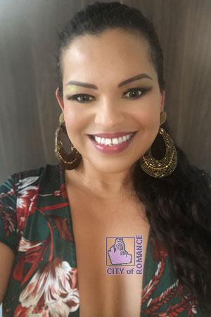 208619 - Yolima Age: 44 - Colombia