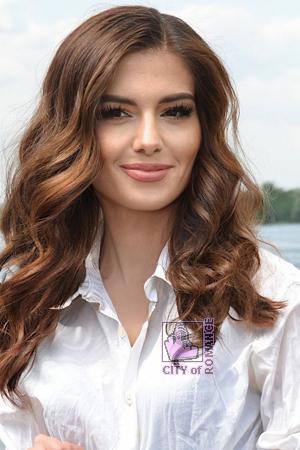 214821 - Larysa Age: 38 - Ukraine
