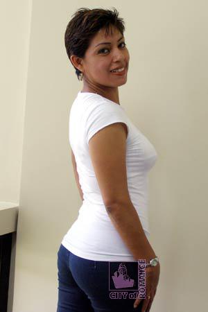 Peru women